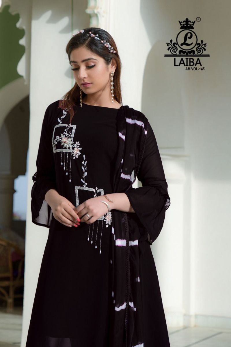 Buy Pakistani Black Embroided Indo Western Outfit for Parties Weddings and  Functions Exclusive Short Kurti With Tulip Pants for Mehendi Sangeet Online  in India - Etsy
