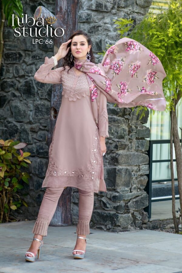 HIBA STUDIO LPC 66  READYMADE PAKISTANI KURTI ONLINE WHOLESALER - Image 3