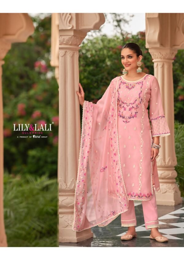LILY & LALI NAZAKAT READYMADE PAKISTANI KURTI ONLINE SHOPPING - Image 4