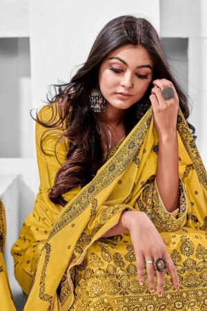 NAARI ROOH MUSLIN JACQUARD SALWAR SUITS MANUFACTURER